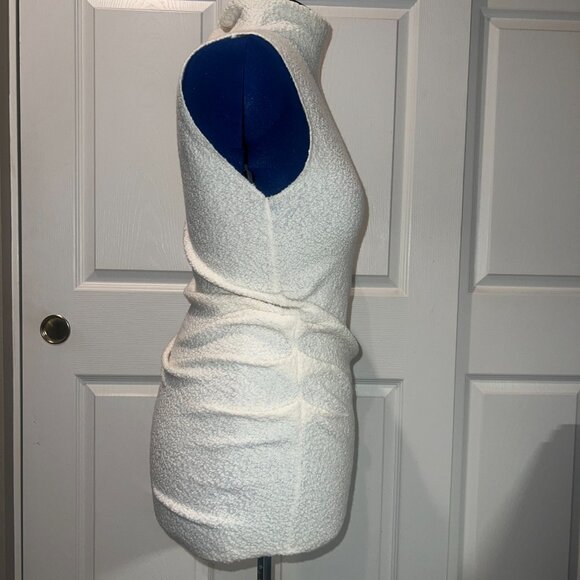 NWT - HELMUT LANG - DEAL MOCK ASYMMETRIC SWEATER TANK (IVORY) - LARGE - Picture 4 of 7